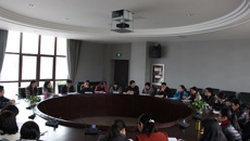 教育二支部召开“三严三实”专题民主生活会