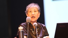 洪兰教授来我校进行《教养的艺术》专题讲座