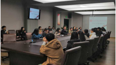 我校学生干部座谈会成功召开