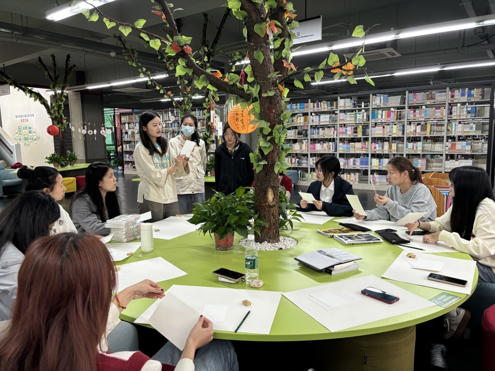 d693727c-b472-4e2f-b5cf-de4727230be2 d693727c-b472-4e2f-b5cf-de4727230be2