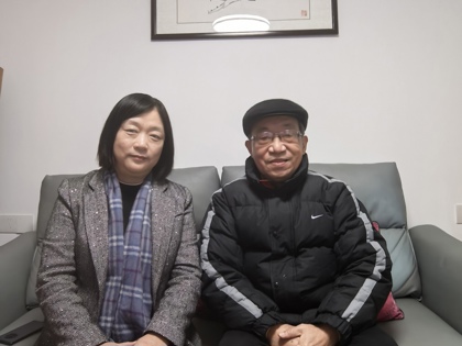 岁末年初送关怀 ——校领导春节慰问老干部老教师