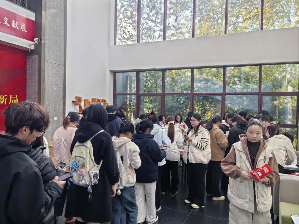 4d520dad3ad24188e49fdc32995e8527_compress