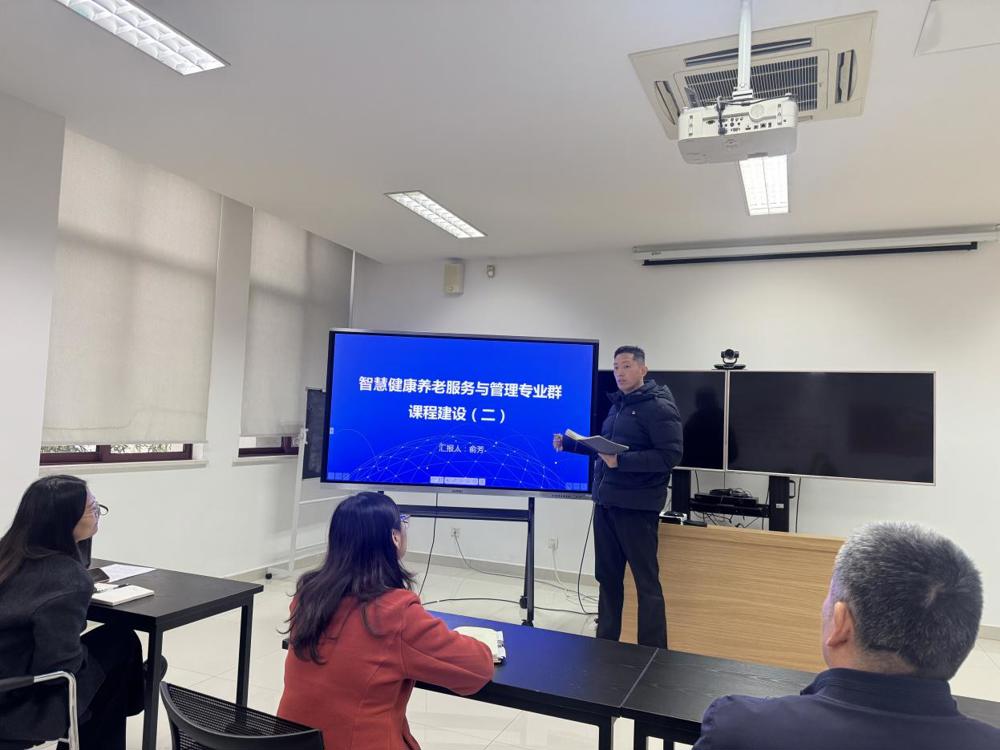 5932ddcb-0c4f-46d2-835e-0546717e4e35